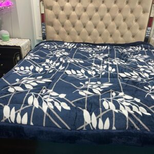 Blue Super Warm & Luxury Pinacle Quilt