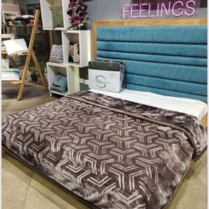 Plano Warm Classic Indian Double Bed Blanket